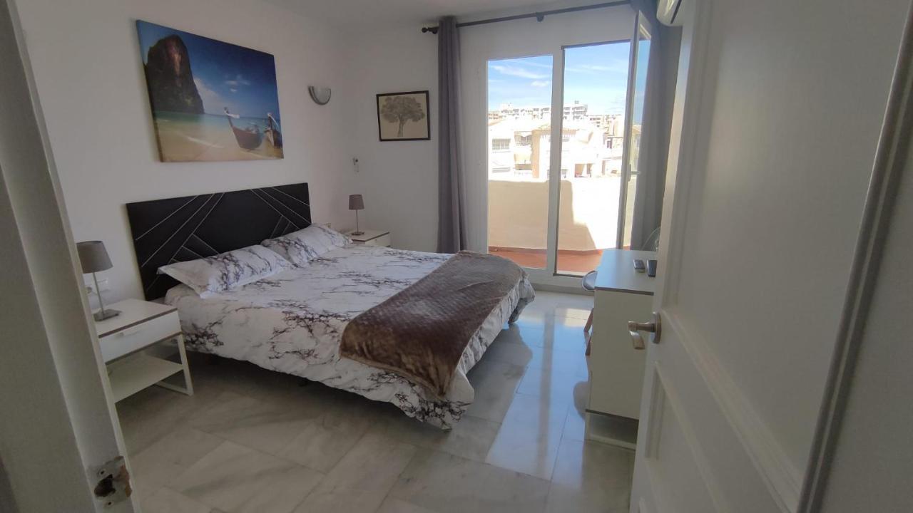 Ferienwohnung Apartamento En Puerto Marina G204 Benalmádena Exterior foto